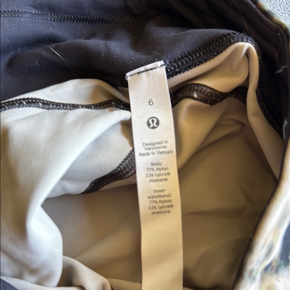 lululemon athletica Neutral Tie-Dye High-Rise Leggings - Black, Cream, Brown - Picture 2 of 3
